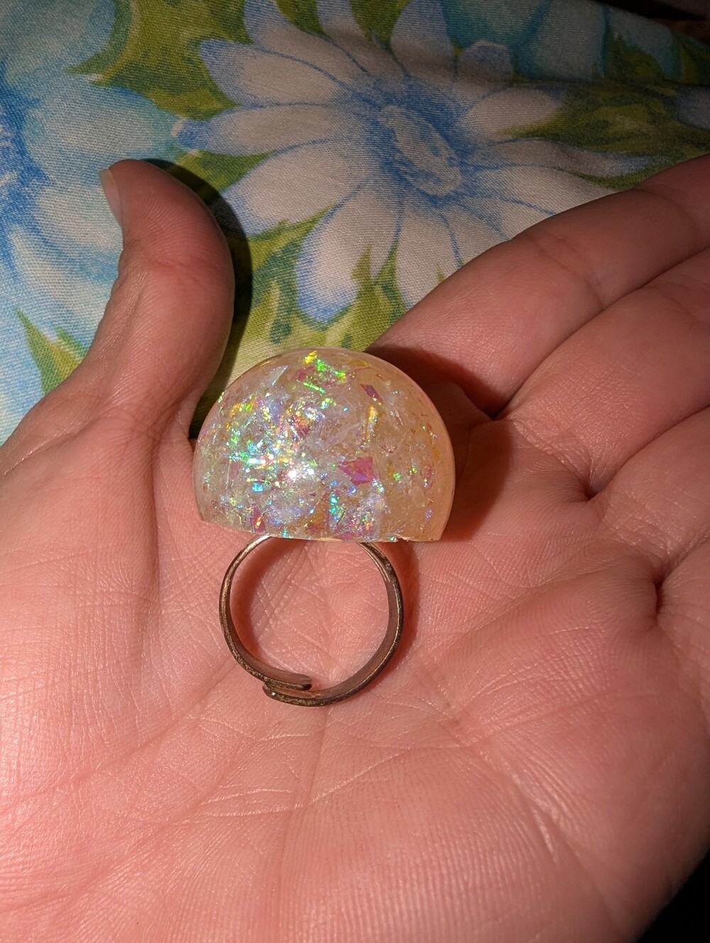 EVC IRIDESCENT LUCITE RING - Picture 4 of 11